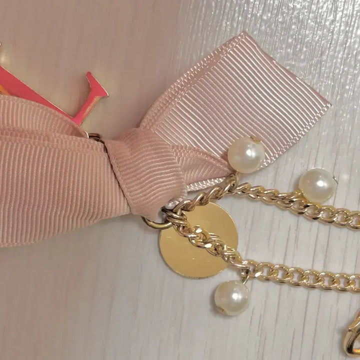 [BUNJANG] Jill by Jill Stuart Initial T Charm Keyring / 질바이질스튜어트 리본 이니셜 키링 t 챰 오시카츠 양산형 지뢰계 스나계