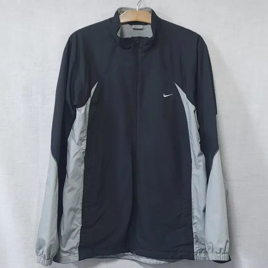 [BUNJANG] Nike Climafit Running Windbreaker Jacket (110) / 나이키 정품 클리마핏 봄가을 런닝 바람막이 자켓점퍼 110 축구