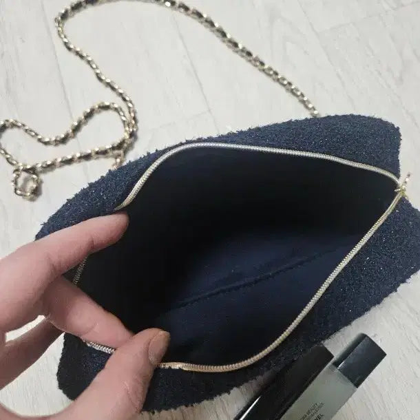 [BUNJANG] Chanel Beauty Tweed Shoulder Pouch &amp; Bag / 샤넬 뷰티 트위드 소재 숄더 파우치&amp;가방