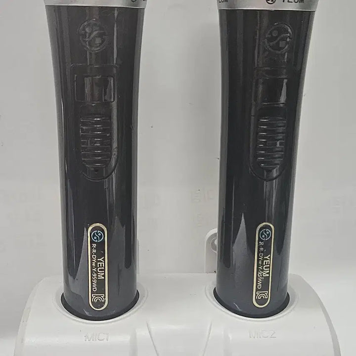 [SOLD OUT] 노래방 무선 마이크 예음 Y-959WD