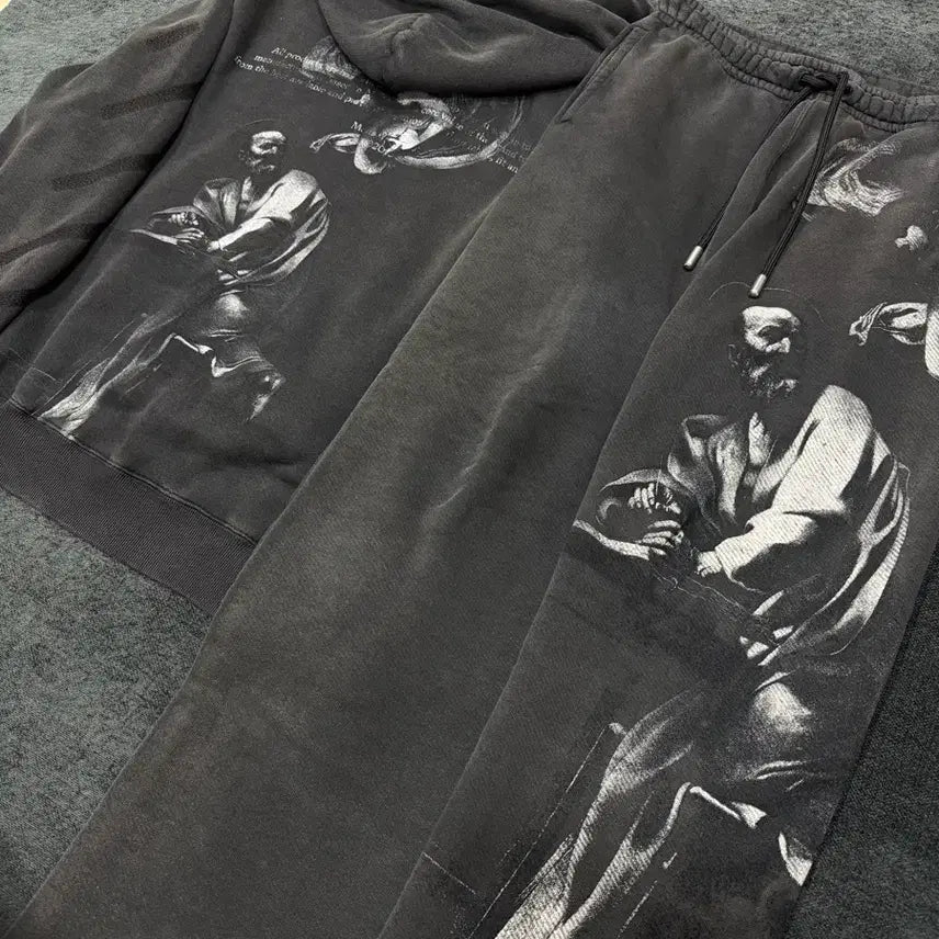 [SOLD OUT] 오프화이트 마태후드L + 매튜팬츠S 셋업 (실측 105~110)
