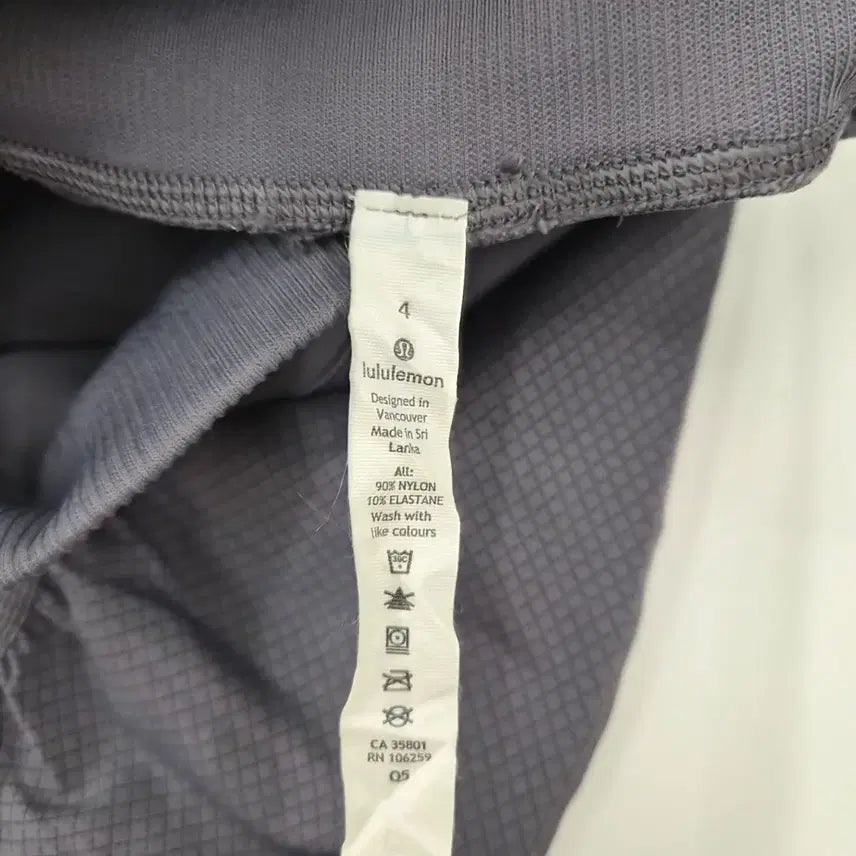 [BUNJANG] Lululemon Gray Crop Leggings (Size 4) / 룰루레몬 그레이 크롭 레깅스 4사이즈
