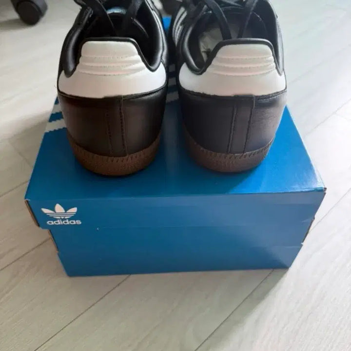 [BUNJANG] Adidas Samba OG Black and White Sneakers / 아디다스 삼바 OG 블랙 앤 화이트 290mm