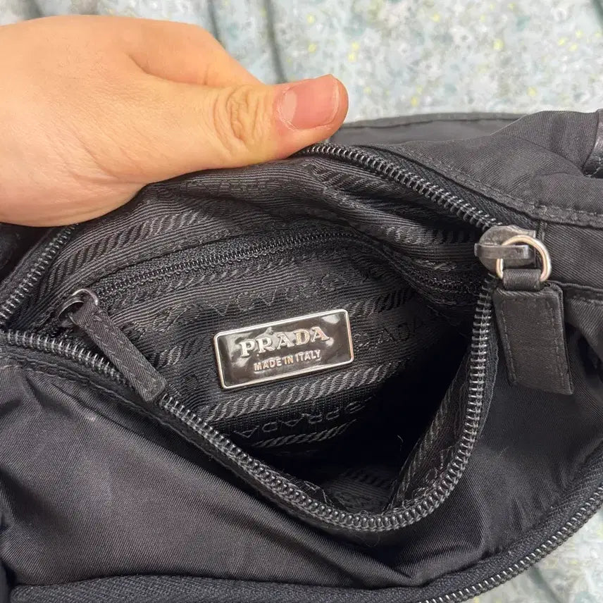 [BUNJANG] Prada Tessuto Crossbody Bag / (주우재)프라다 포코노 나일론 사피아노 메신저백 정품 감정
