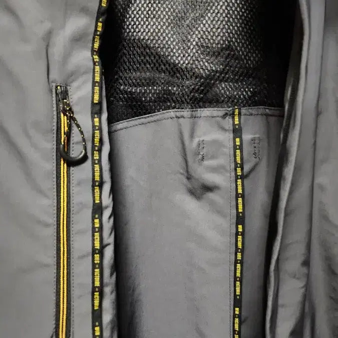 [BUNJANG] SIEG High Neck Hooded Waterproof Coat / SIEG 하이넥 후드 심플 방수 코트 그레이