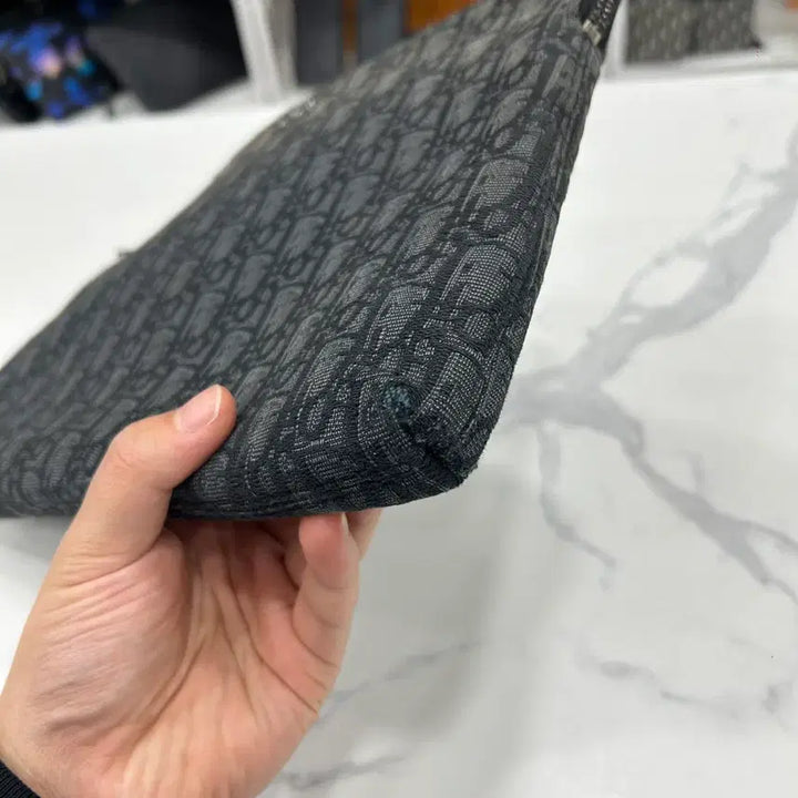 [BUNJANG] Dior Oblique iPad Clutch Black / [정품]디올 오블리크 아이패드 클러치 블랙