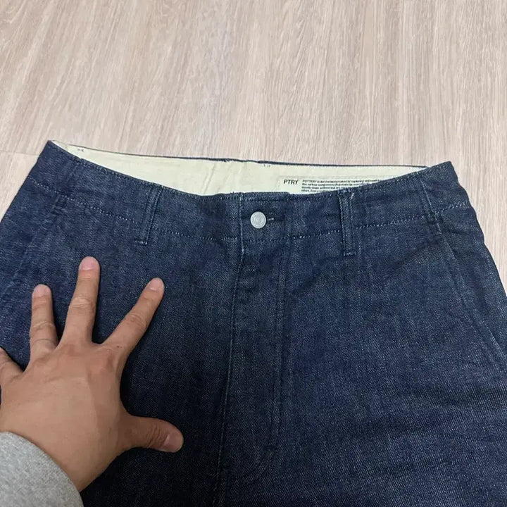 [BUNJANG] Pottery Wide Denim Jeans / 포터리 와이드 데님 진청 1사이즈 29-30