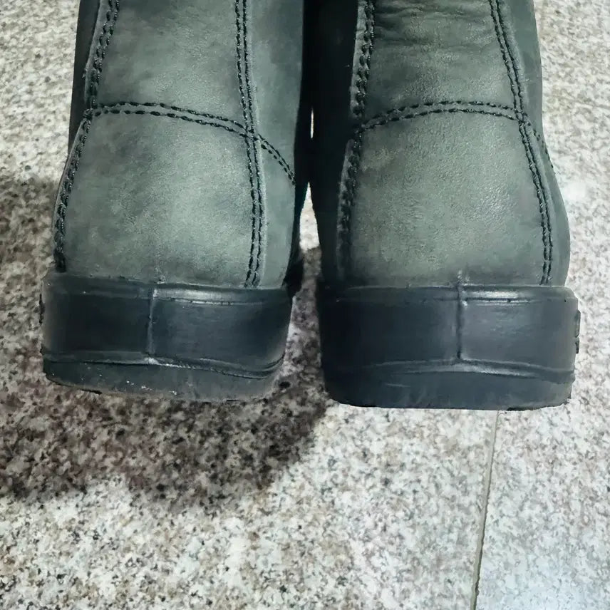 [SOLD OUT] 블런드스톤 587 러스틱블랙 6.5