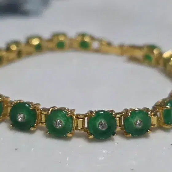 [BUNJANG] Gold-Plated Green Jade Cubic Bracelet / 금도금 그린옥 큐빅팔찌