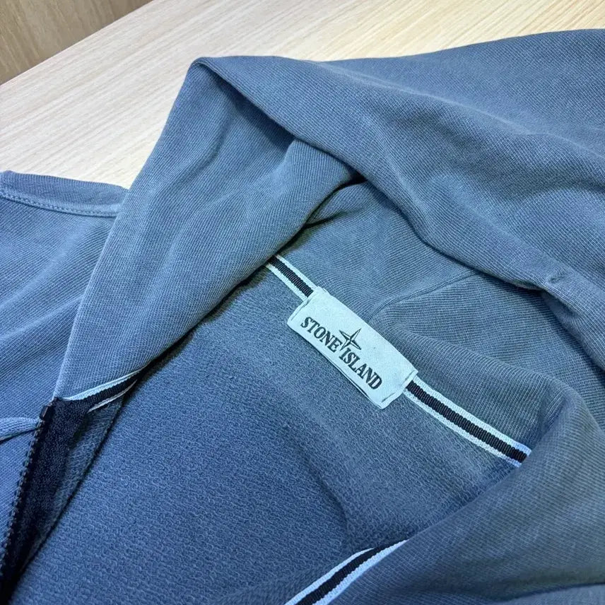 [SOLD OUT] 급처 [M] 스톤아일랜드 후드집업 차콜