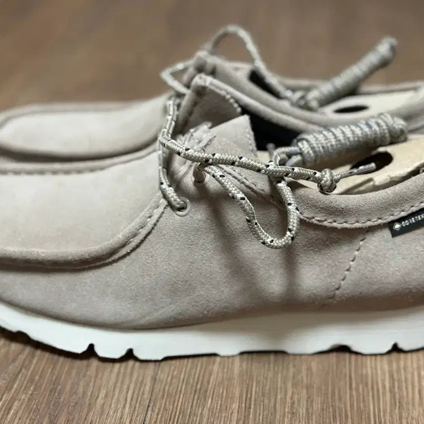 [BUNJANG] Clarks Wallabee GTX Gore-Tex Sandals / (새상품)클락스 왈라비 GTX (고어텍스) 샌드