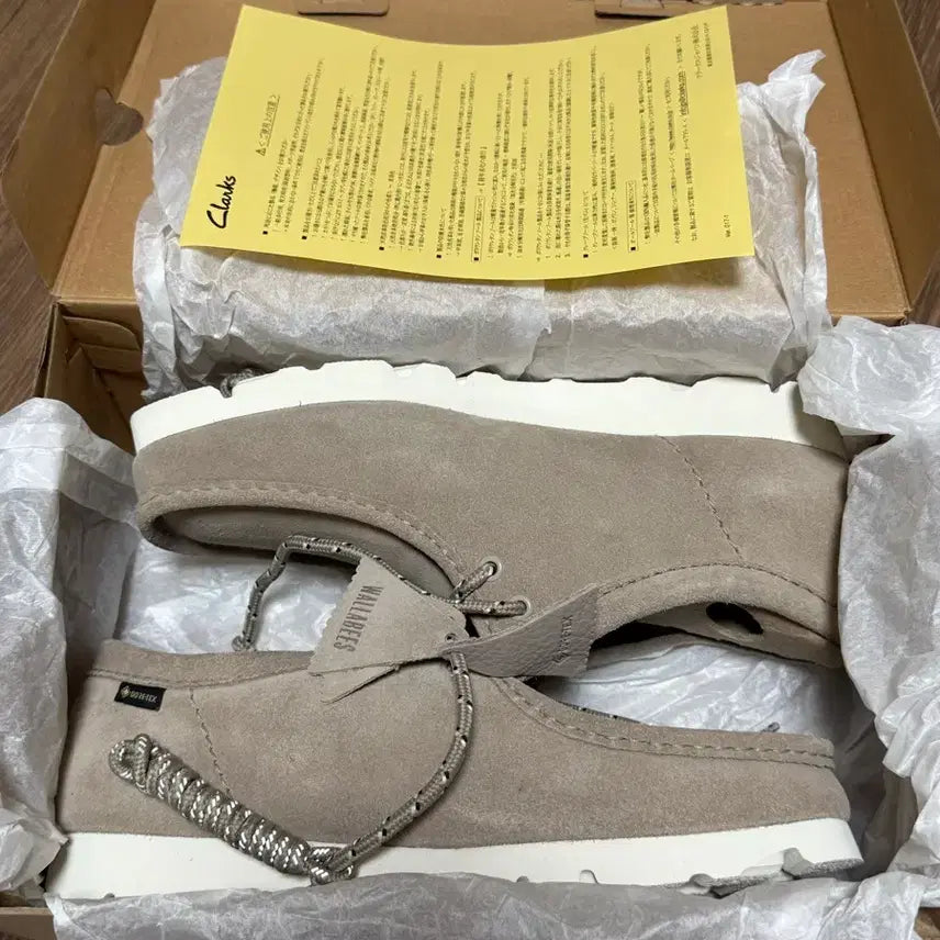 [BUNJANG] Clarks Wallabee GTX Gore-Tex Sandals / (새상품)클락스 왈라비 GTX (고어텍스) 샌드