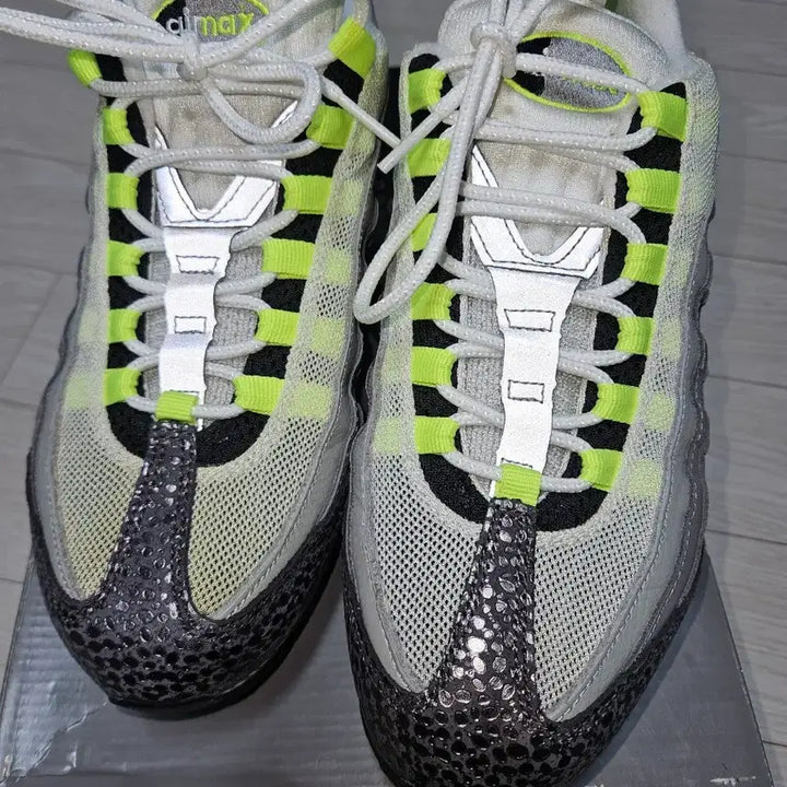 [BUNJANG] Nike Air Max 95 Neon Premium Safari Sneakers / 나이키 에어맥스95 형광 프리미엄사파리
