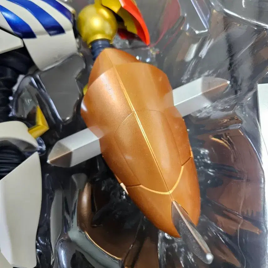 [SOLD OUT] 반다이 다이넥션 오메가몬 피규어