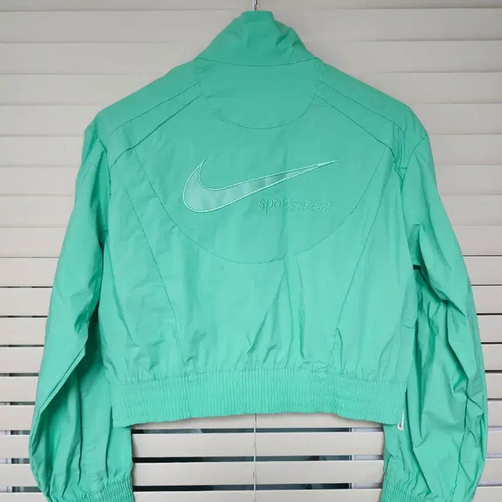 [SOLD OUT] 나이키 우먼스 스포츠웨어 우븐자켓 L