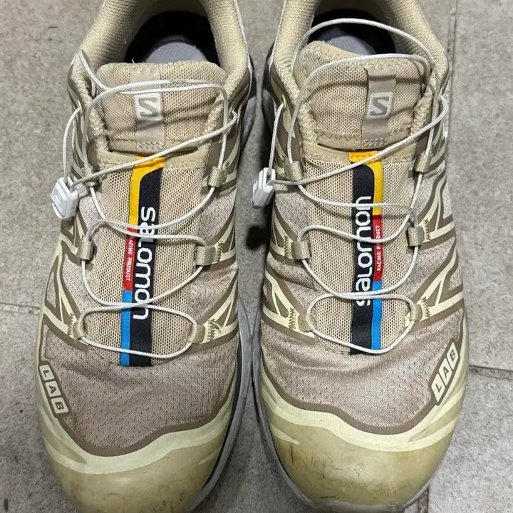 [SOLD OUT] 살로몬 바닐라 275팝니다.