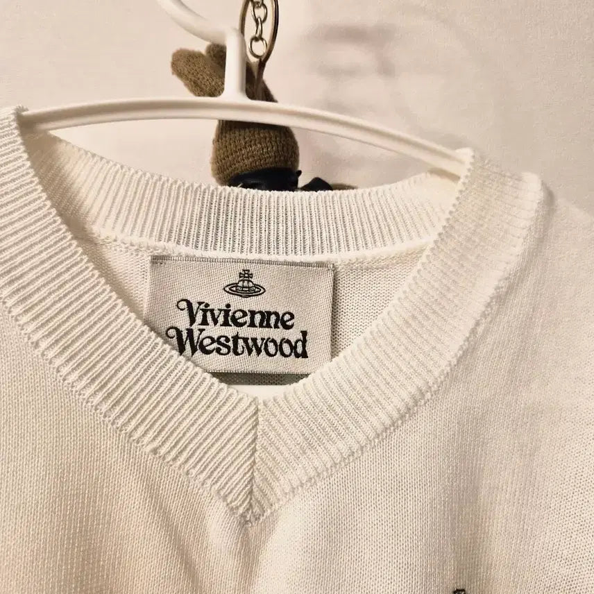 [BUNJANG] Vivienne Westwood ORB Logo V-Neck Knit Top / 비비안 웨스트우드 정품 ORB 로고 반팔 브이넥 니트