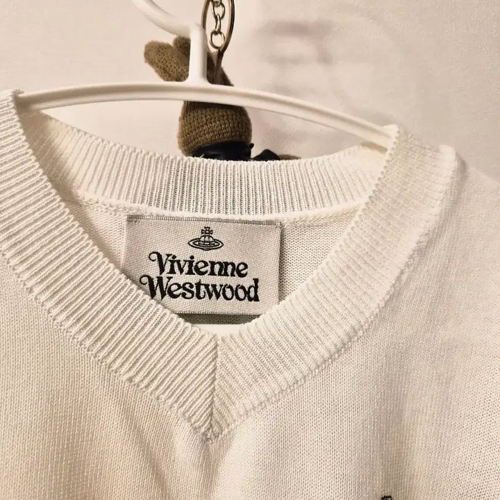 [BUNJANG] Vivienne Westwood ORB Logo V-Neck Knit Top / 비비안 웨스트우드 정품 ORB 로고 반팔 브이넥 니트
