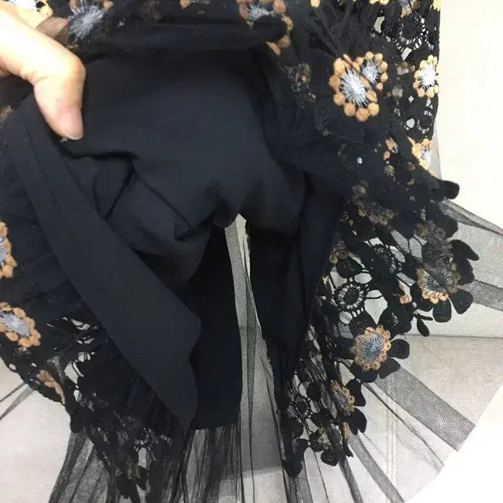 [SOLD OUT] 한섬 오즈세컨 정품 크로셰 뷔스티에 + 플라워 밴딩롱스커트 투피스세트