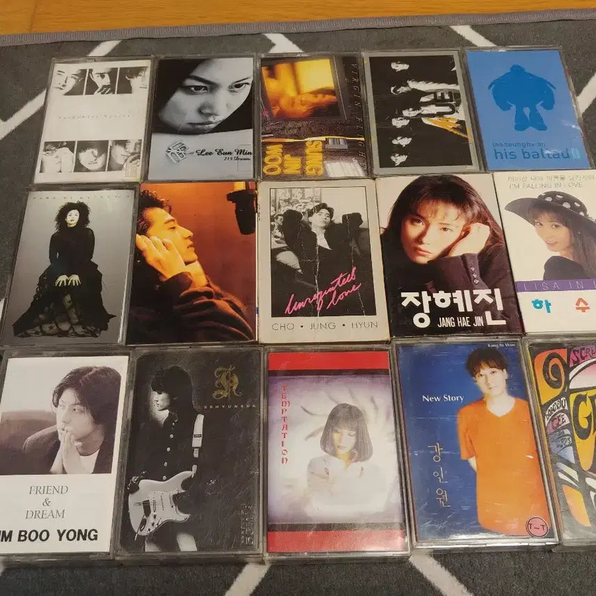 [BUNJANG] 1990s Korean Pop Music Cassette Tapes (Bundle of 40) / 90년대 가요 카세트테이프 40개-2