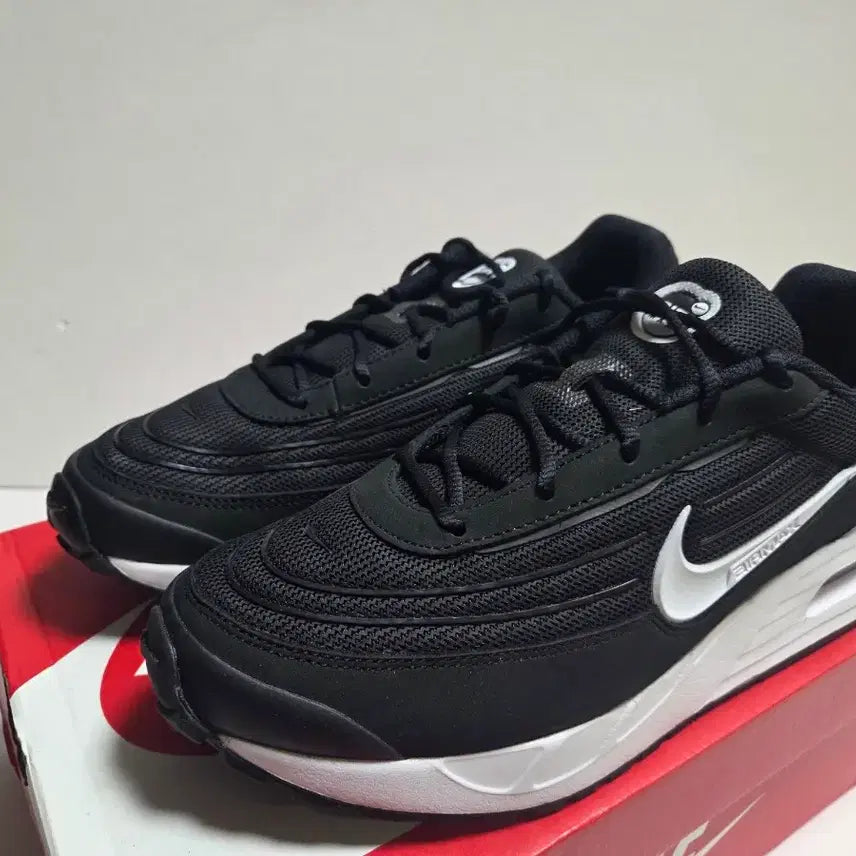 [BUNJANG] Nike Air Max Verse White/Black 275 Sneakers / 나이키에어맥스 벌스 흰검 275 정품 신품 FV 1032 003