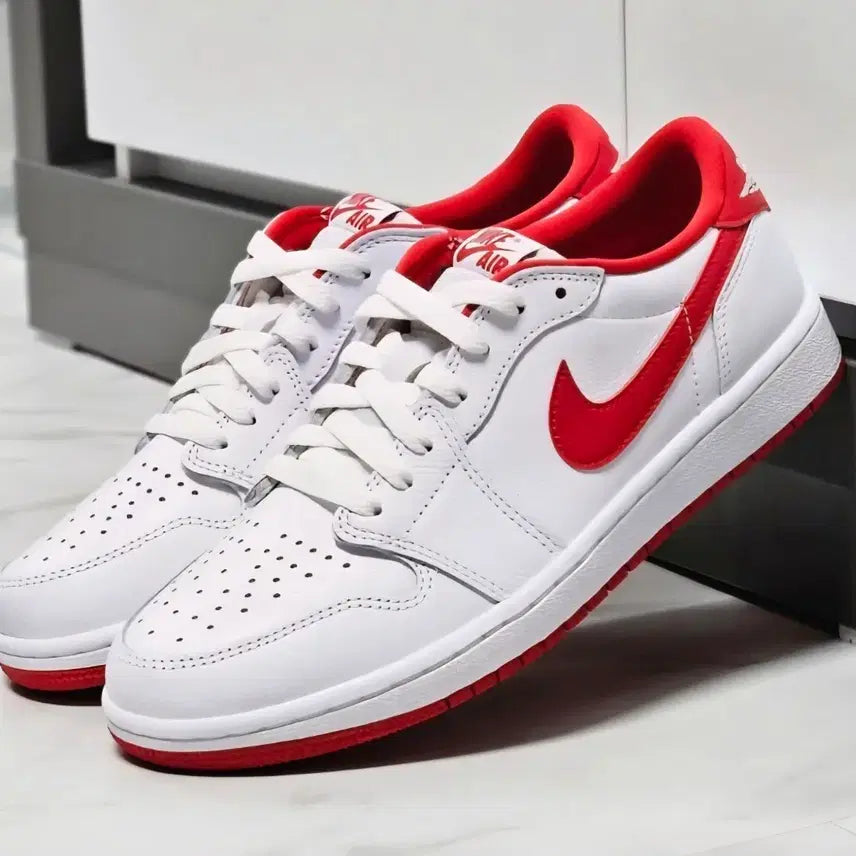 [BUNJANG] Nike Air Jordan 1 Retro Low OG University Red (Size 275) / 나이키 조던 1 레트로 로우 OG 유니버시티 레드 275