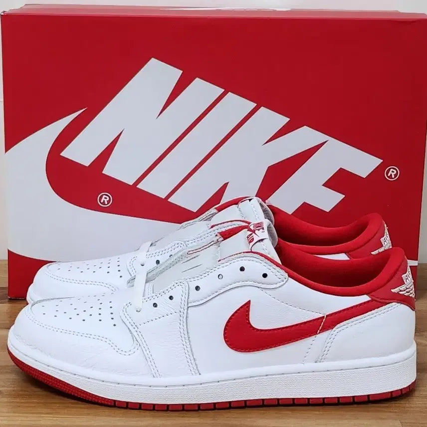 [BUNJANG] Nike Air Jordan 1 Retro Low OG University Red (Size 275) / 나이키 조던 1 레트로 로우 OG 유니버시티 레드 275