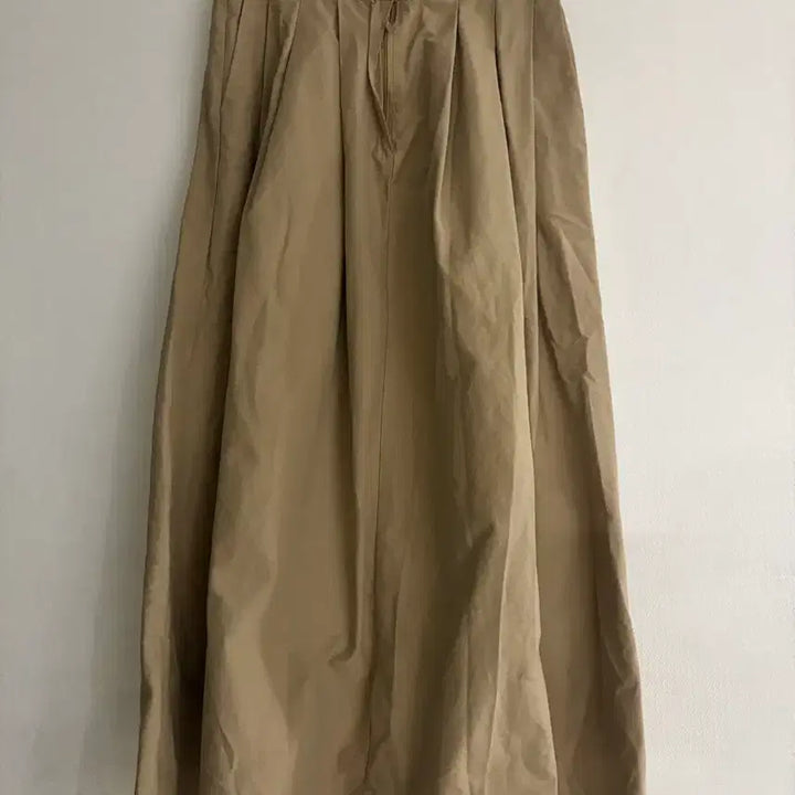 [SOLD OUT] LAP 베이지 롱 스커트