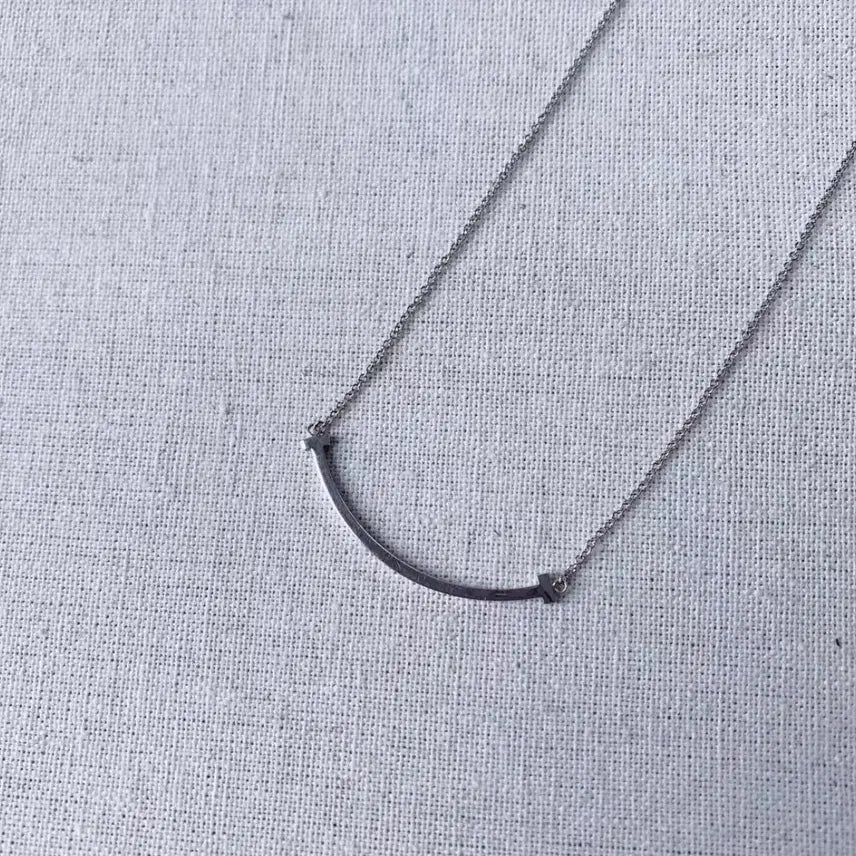 [BUNJANG] Tiffany T Smile Small Necklace White Gold / 티파니 T스마일 스몰 목걸이 화이트 골드