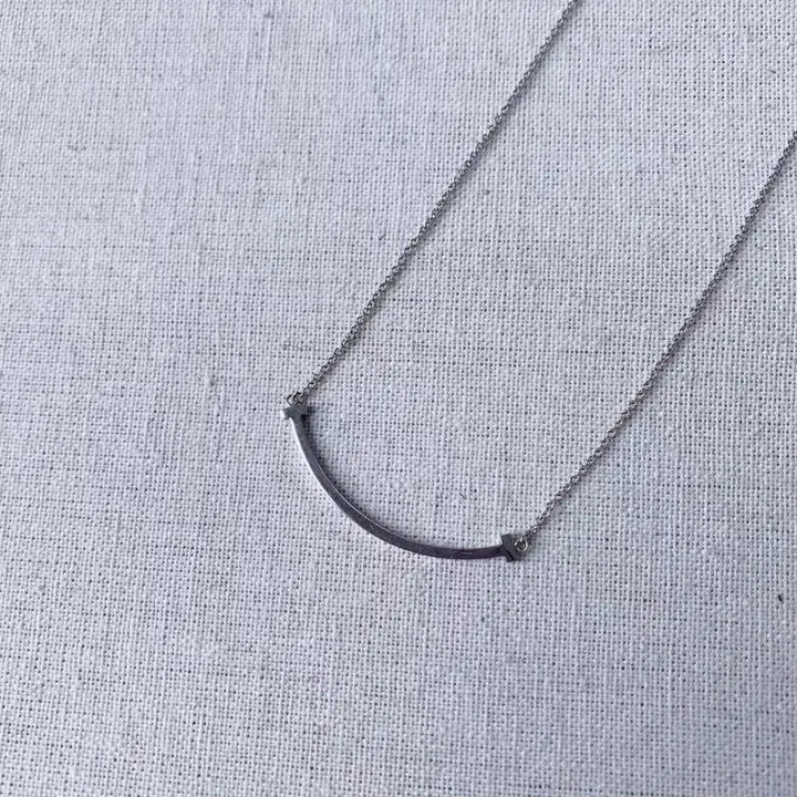 [BUNJANG] Tiffany T Smile Small Necklace White Gold / 티파니 T스마일 스몰 목걸이 화이트 골드
