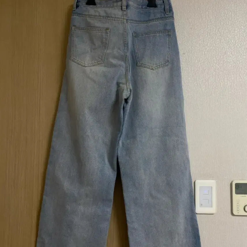 [BUNJANG] Gogosing Pastel Wide Denim Pants / 고고싱 파스텔와이드 데님
