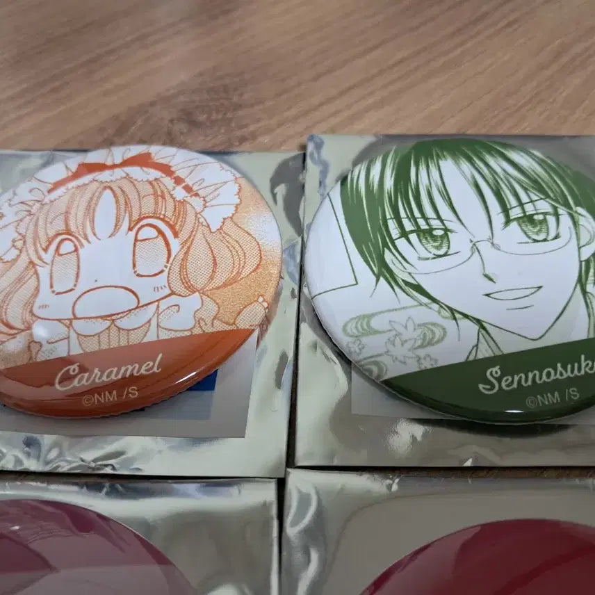 [BUNJANG] Dreaming Pastry Chef Strawberry Gaon Doha Badge Set / 꿈빛파티시엘 원화 캔뱃지 뱃지 딸기 가온 도하 고전만화