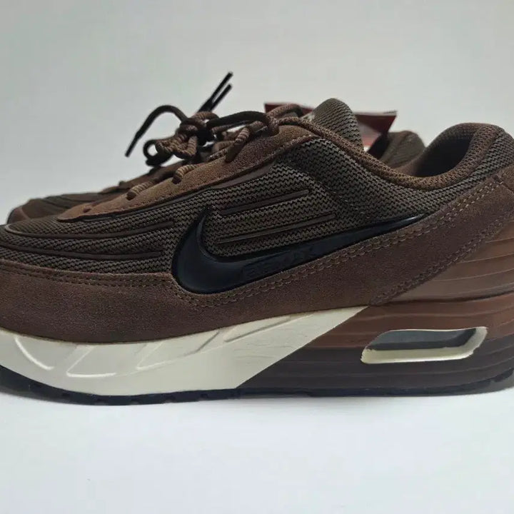 [BUNJANG] Nike Air Max Verse Brown Sneakers / 나이키 에어맥스 벌스 브라운 270(275)새제쿰