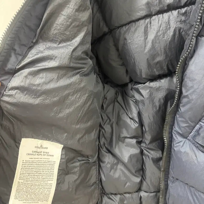 [BUNJANG] Stone Island Crinkle Reps Padded Jacket (Navy) - M / [ M ] 스톤아일랜드 크링클랩스 패딩 네이비