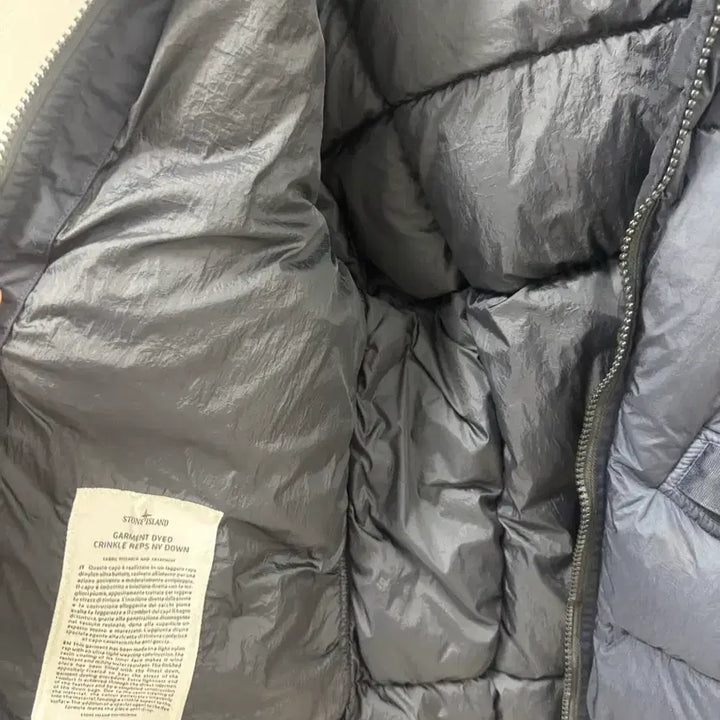 [BUNJANG] Stone Island Crinkle Reps Padded Jacket (Navy) - M / [ M ] 스톤아일랜드 크링클랩스 패딩 네이비