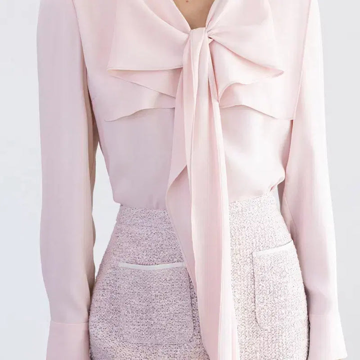 [SOLD OUT] 비에이유 BAU [With 혜임] WILLA Cape tie blouse