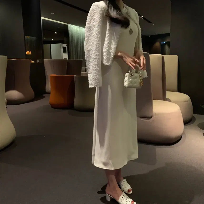 [BUNJANG] Lapla Back Slit Dress / 라플라 백트임 원피스