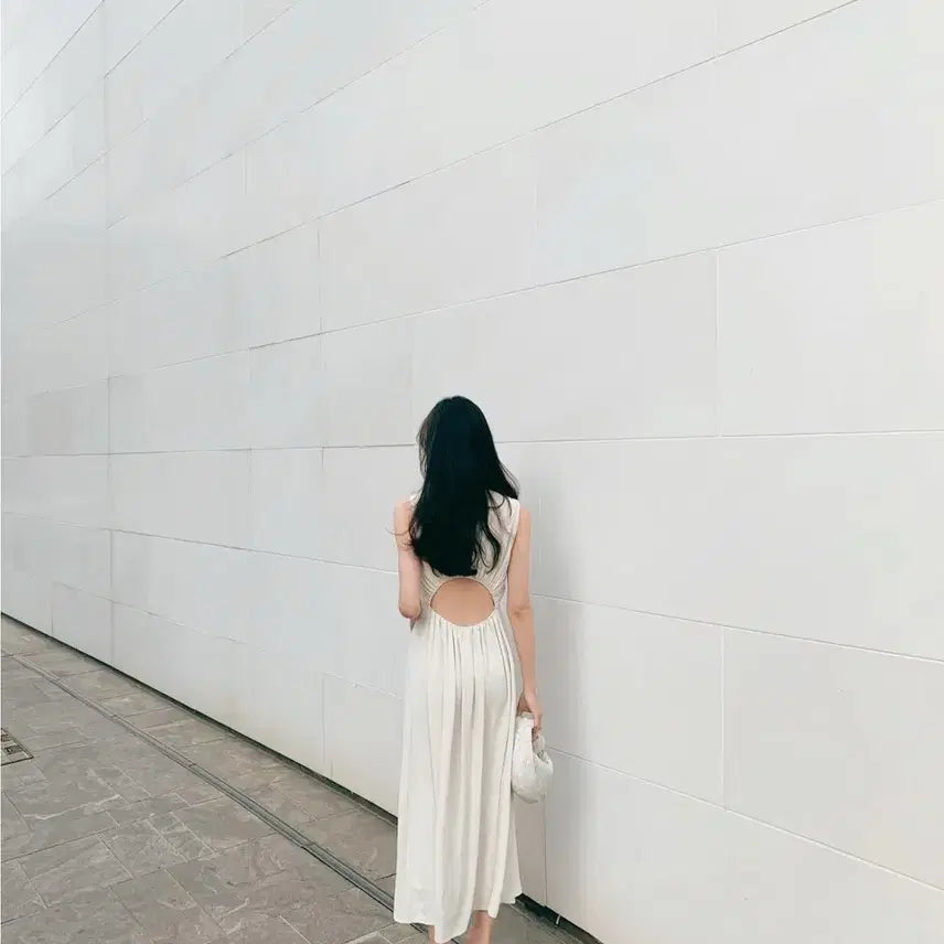 [BUNJANG] Lapla Back Slit Dress / 라플라 백트임 원피스