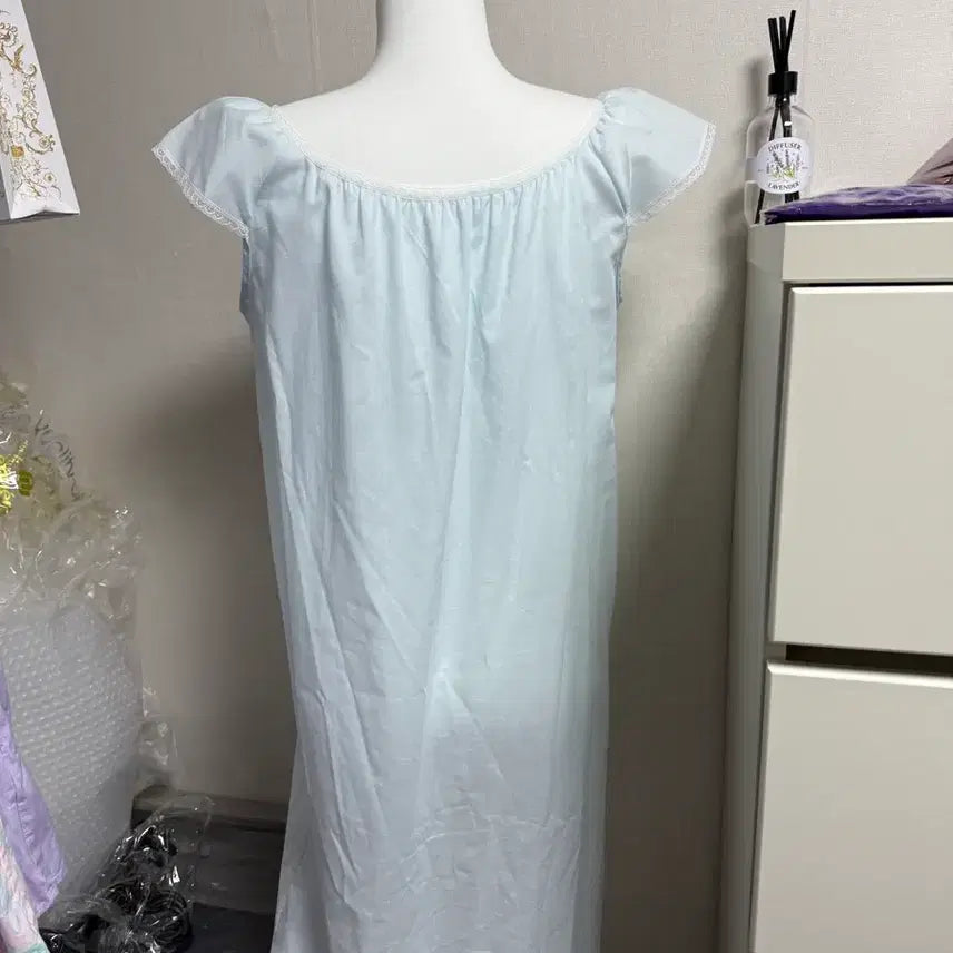 [SOLD OUT] 엔느빈티지 몬니 누빔 레이스 날개 파자마 원피스 프린세스깔