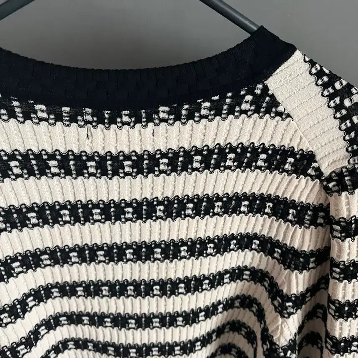 [SOLD OUT] 22ss 타임 니트 가디건 90사이즈