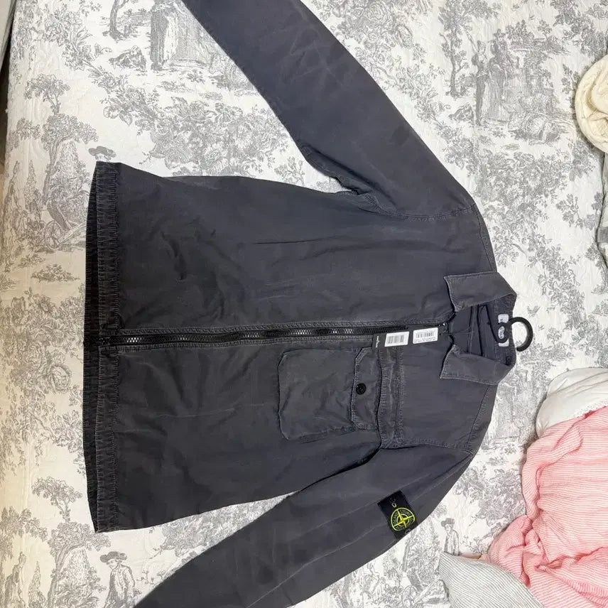 [SOLD OUT] 스톤 올드이펙트 바람막이 집업