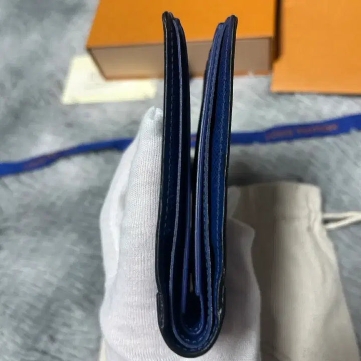 [BUNJANG] Louis Vuitton Cobalt Blue Wallet / [당일발송] 루이비통 코발트블루 반지갑