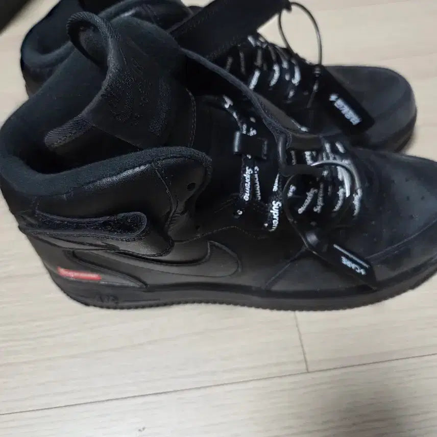 [BUNJANG] Nike Air Force Supreme Mid Black Sneakers / 270 에어포스 슈프림 미드 블랙