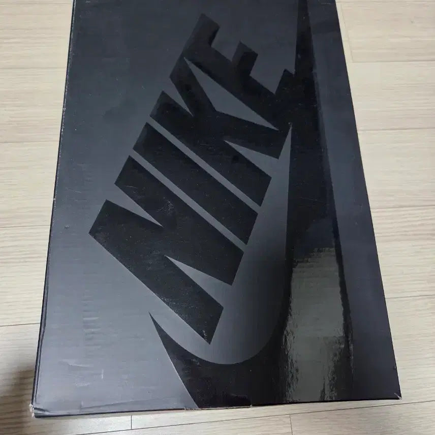 [BUNJANG] Nike Air Force Supreme Mid Black Sneakers / 270 에어포스 슈프림 미드 블랙