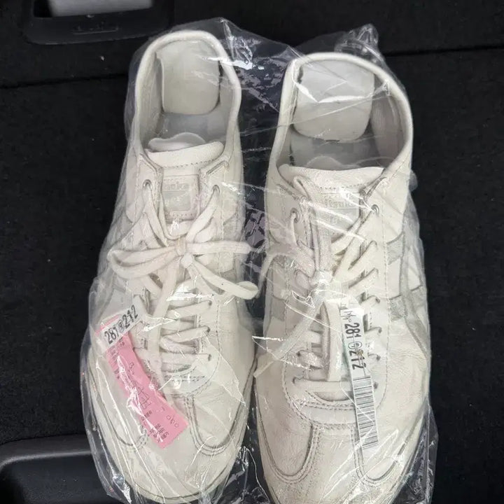 [BUNJANG] Onitsuka Tiger White Sneakers / 오니츠카타이거 흰색 스니커즈