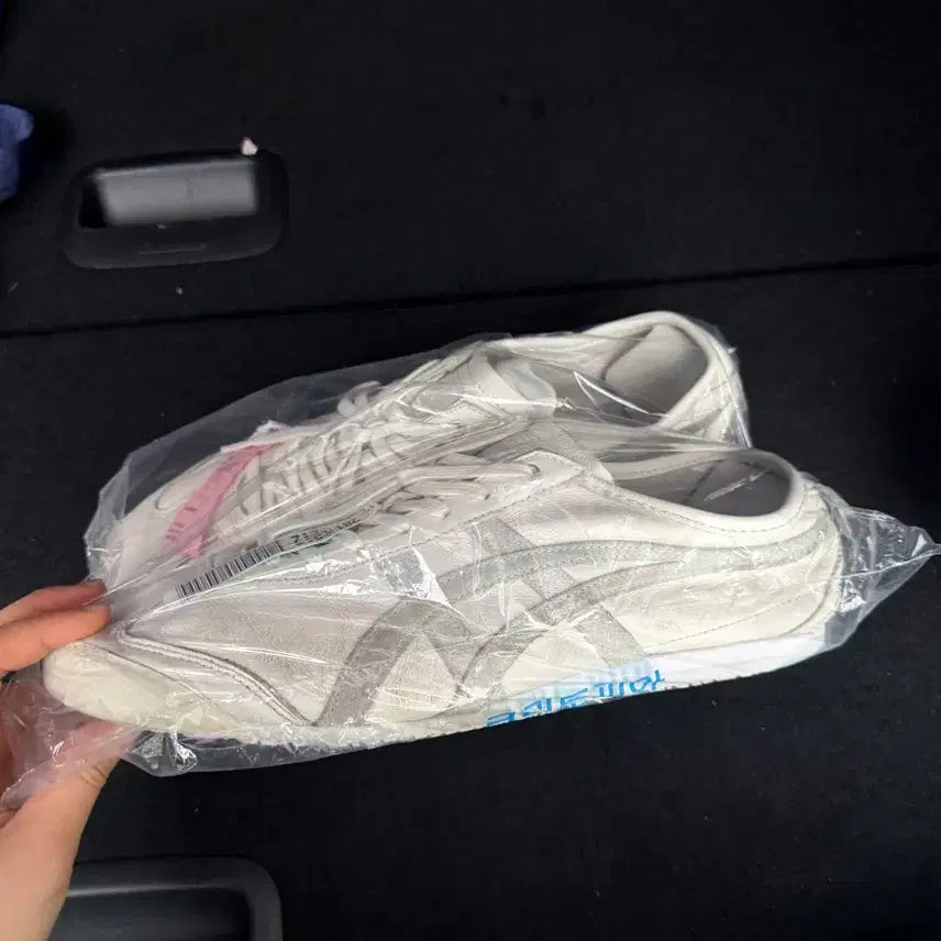 [BUNJANG] Onitsuka Tiger White Sneakers / 오니츠카타이거 흰색 스니커즈