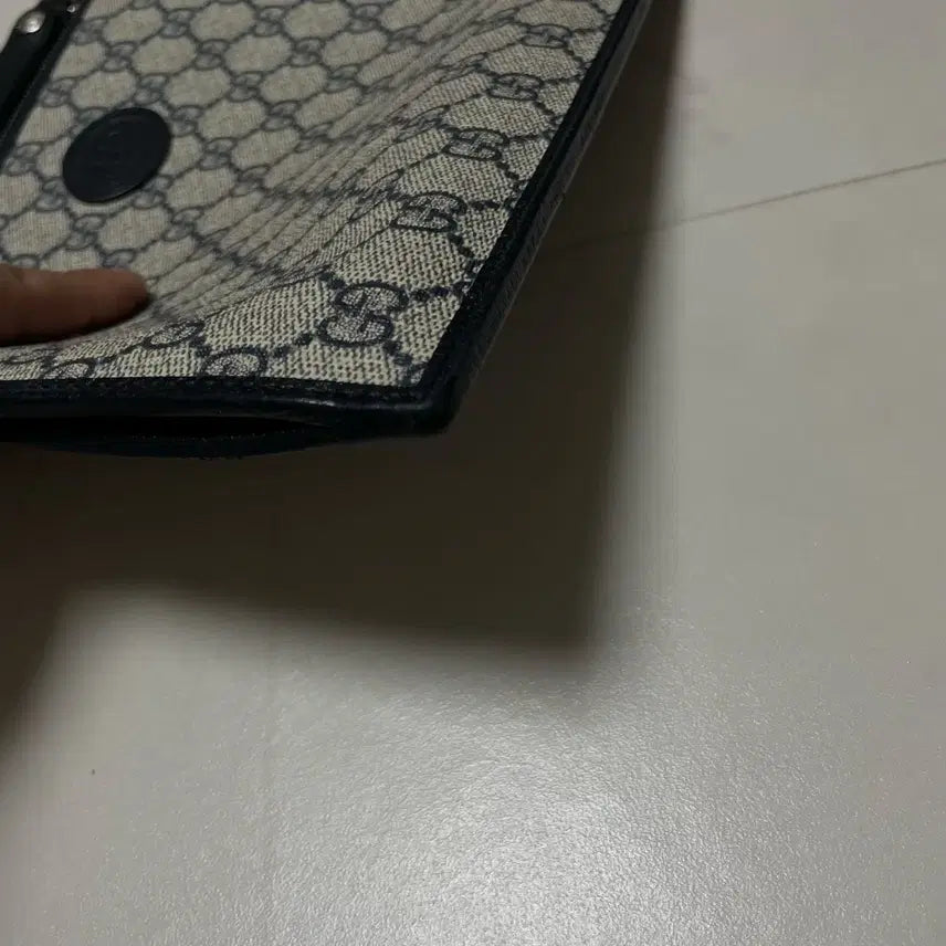 [BUNJANG] Gucci GG Interlocking Clutch Beige Blue / 구찌 GG 인터로킹 클러치 베이지 블루