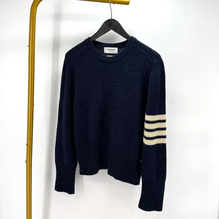 [BUNJANG] Thom Browne Shetland Wool 4-Bar Detail Knit Navy (Size 3) / [3사이즈] 톰브라운 셰틀랜드 사선완장 니트 네이비 (MKA317A)