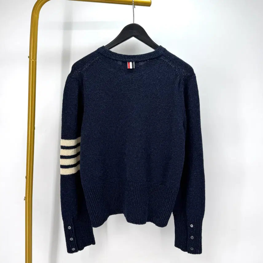 [BUNJANG] Thom Browne Shetland Wool 4-Bar Detail Knit Navy (Size 3) / [3사이즈] 톰브라운 셰틀랜드 사선완장 니트 네이비 (MKA317A)