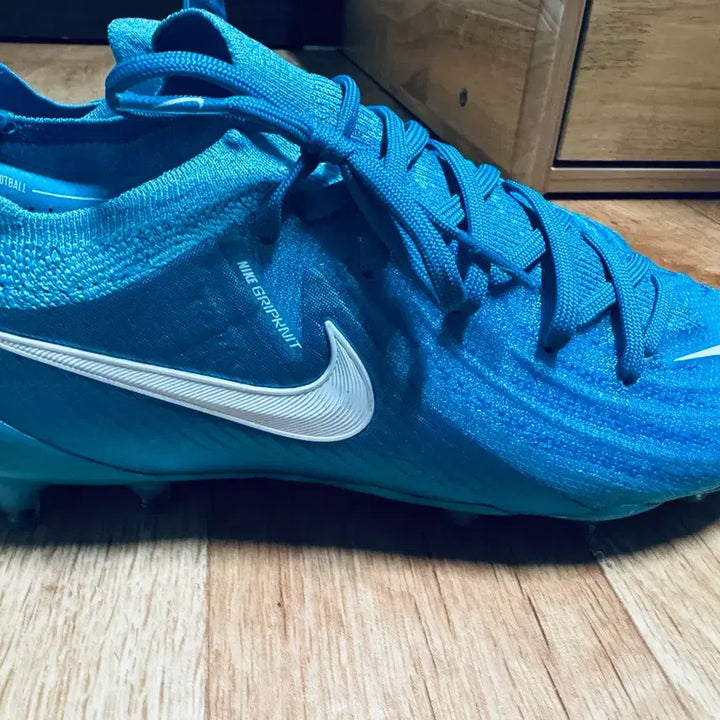 [BUNJANG] Nike Phantom GX2 Elite AG Soccer Cleats / 나이키 팬텀 gx2 엘리트 AG 255